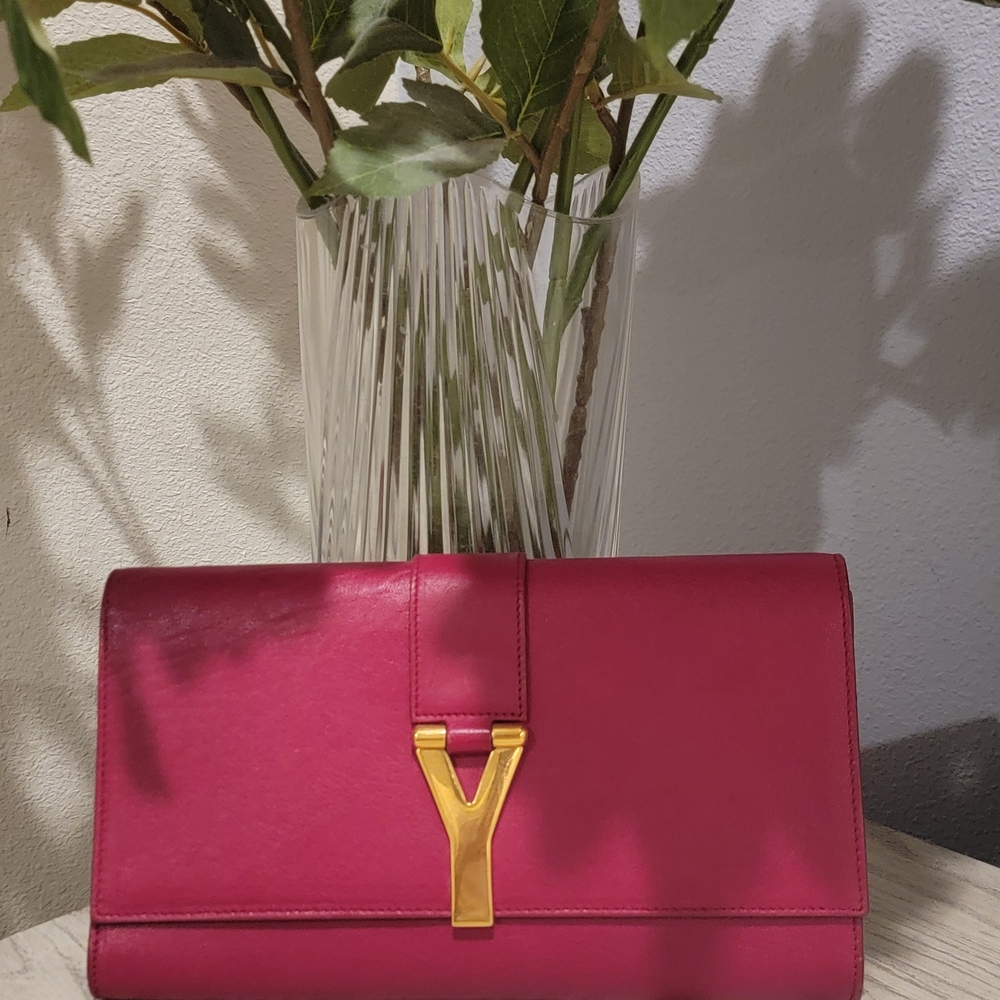 Elegant Pink Clutch